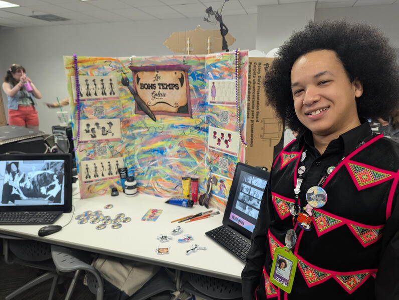 4 4